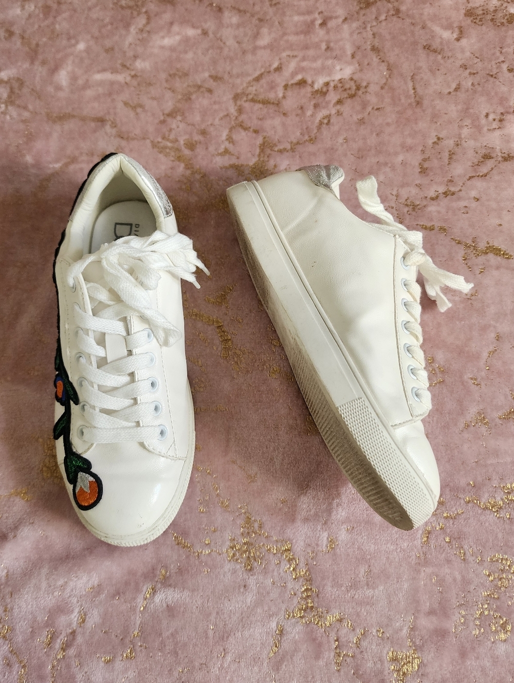 DG LUX SPORT | White Women's Embroidered Floral Sneakers